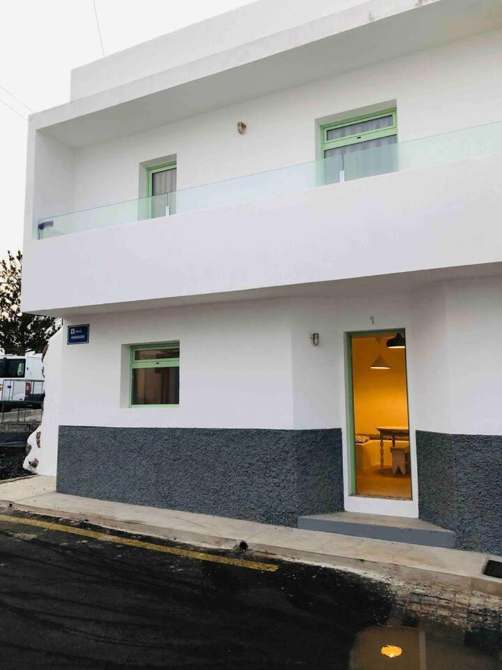 Casa Anclada En La Santa- 4 Apartamentos Frente Al Mar- 1ª Linea Solarium Barbacoa Room photo